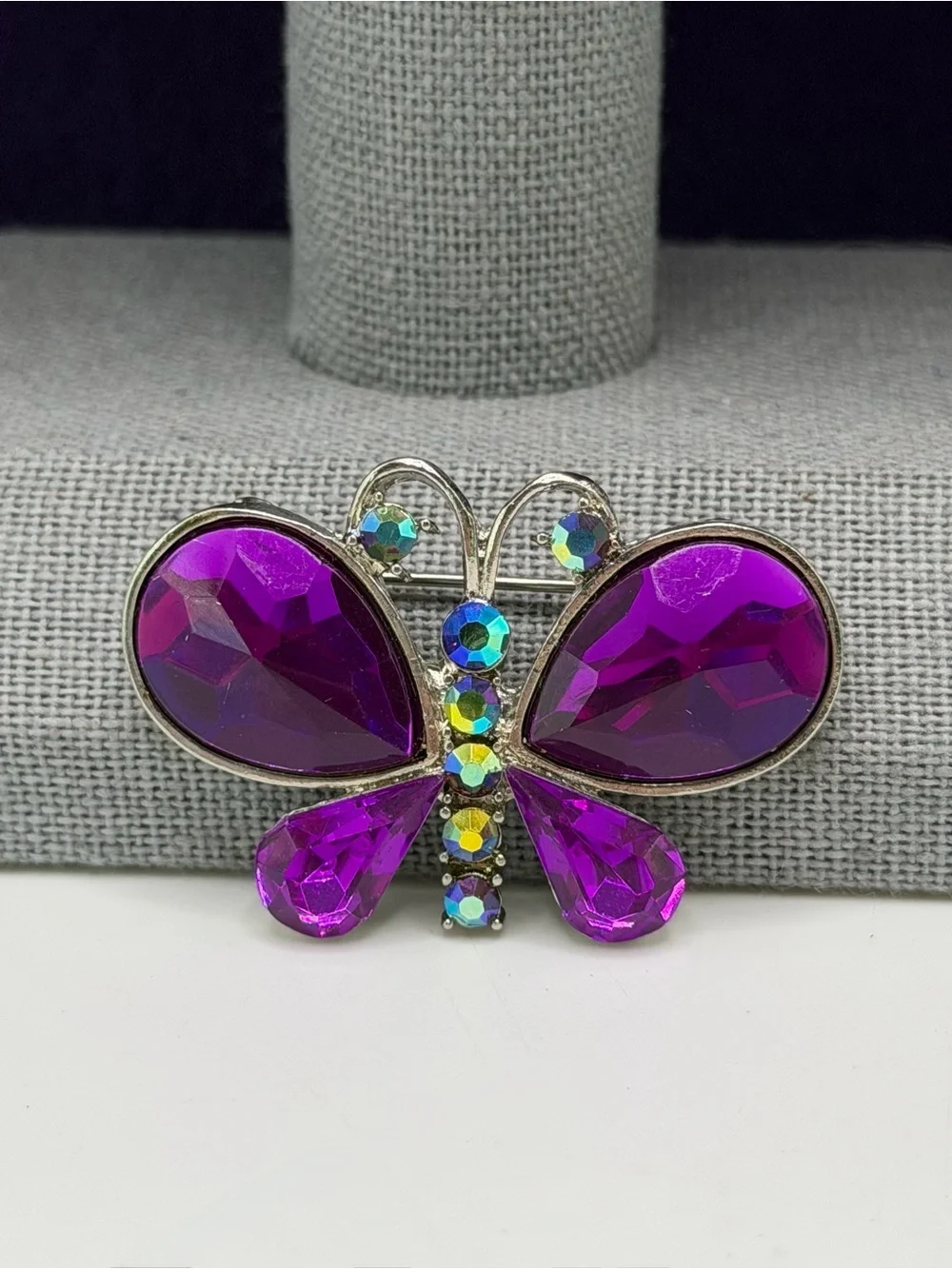 Small Brooch lot of 6